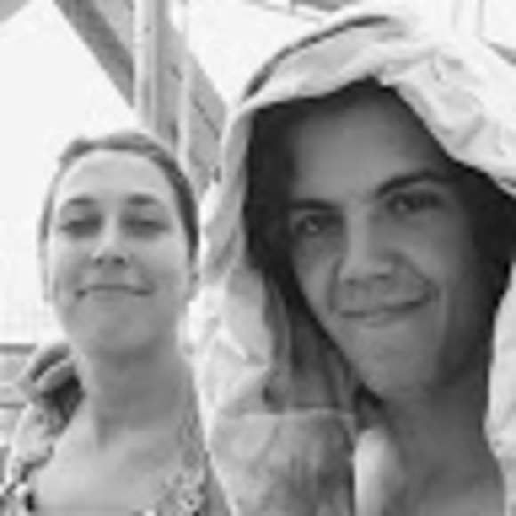 Meet your Posher, Zoe - Picture 1 of 1